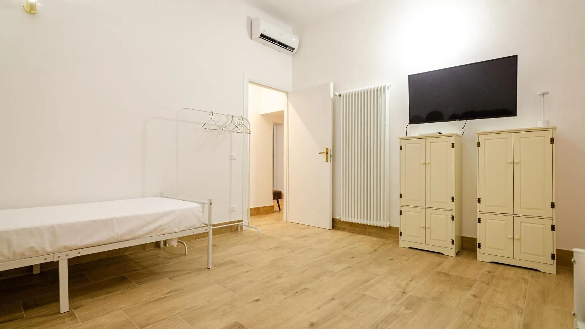 Dimora Indipendenza Lägenhet Bologna